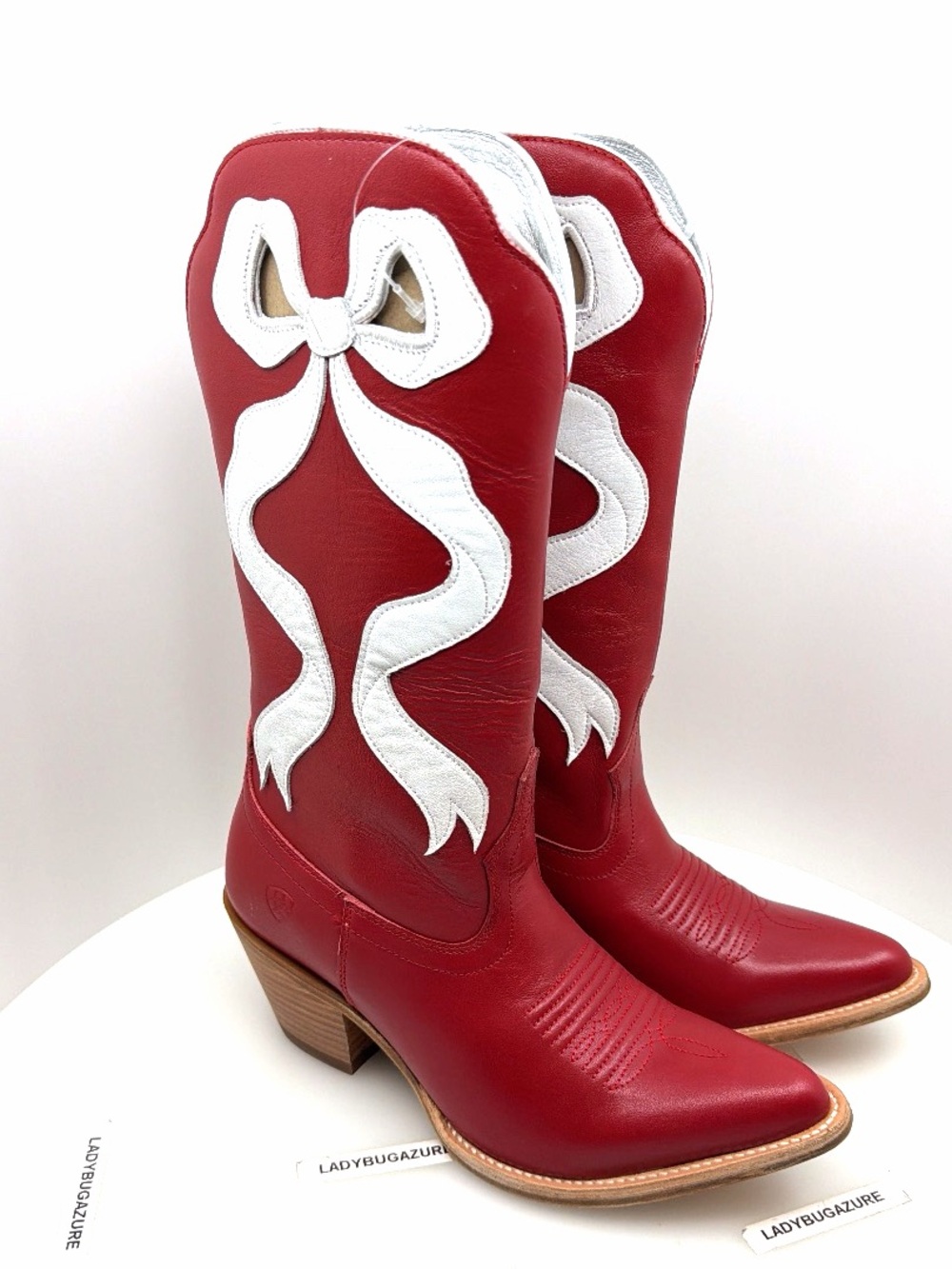 🔥NWOB Ariat Women's Beaux J Toe Crimson Cowgirl Boots W/White Bow Accents Size 7 - Picture 3 of 13